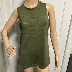 Zyia | Army green sleeveless active top